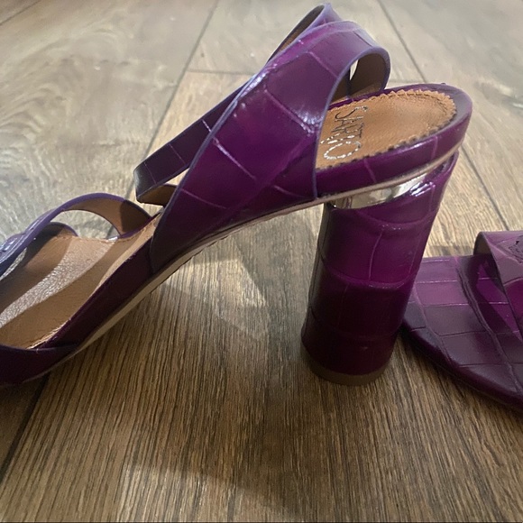 $100 Off Dazzling Diva Pumps…Faux Crocodile Pattern Designer Sarto plum heels! - Picture 2 of 6